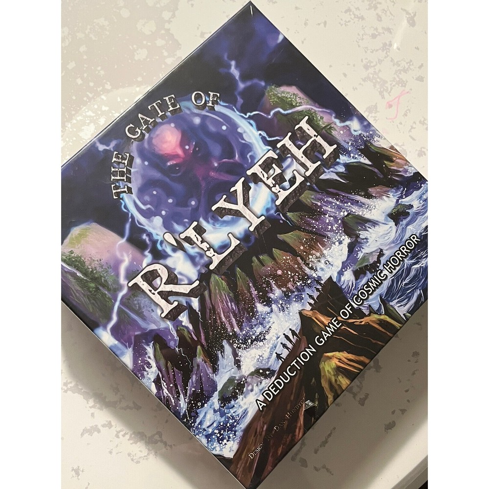 Gate of R'lyeh Dead Cthulhu Waits Dreaming DPH Games Board Game Cosmic Horror
